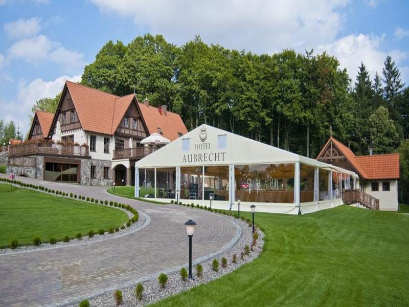 Hotel Aubrecht Country Spa Resort 프셰흘레보 외부 사진