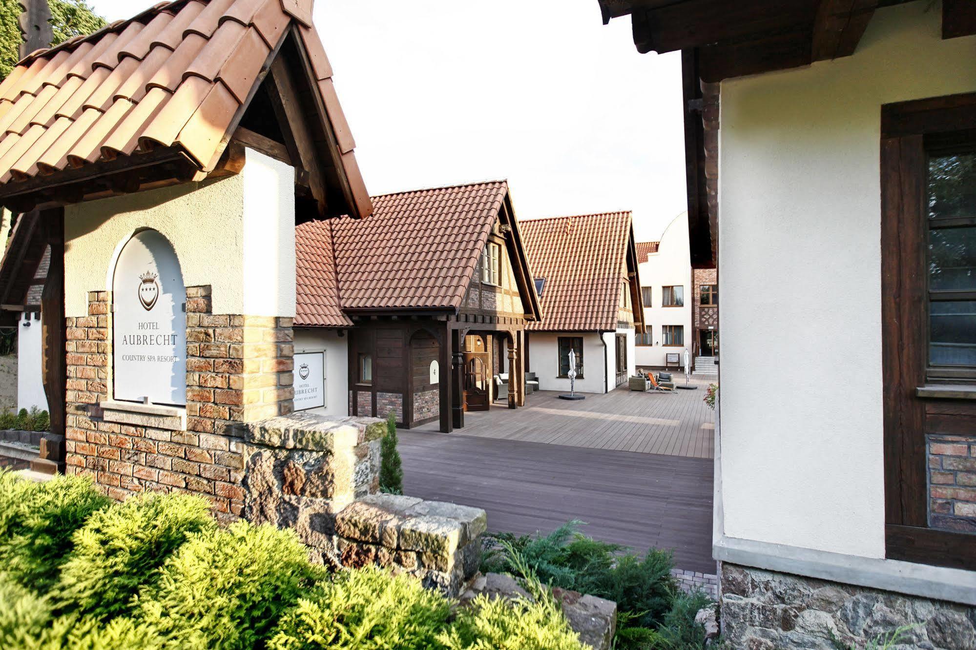 Hotel Aubrecht Country Spa Resort 프셰흘레보 외부 사진